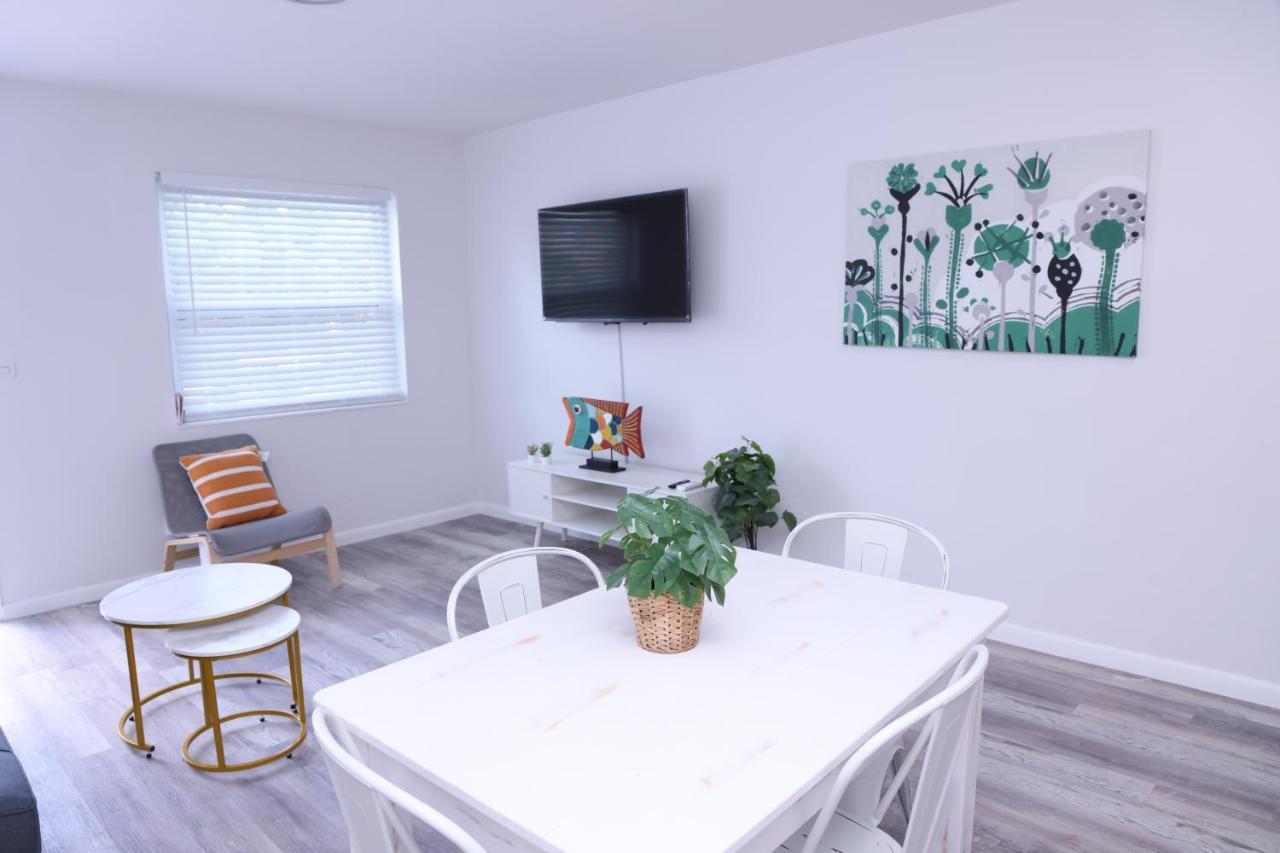 Douglas Rd Apartments Маямі Екстер'єр фото