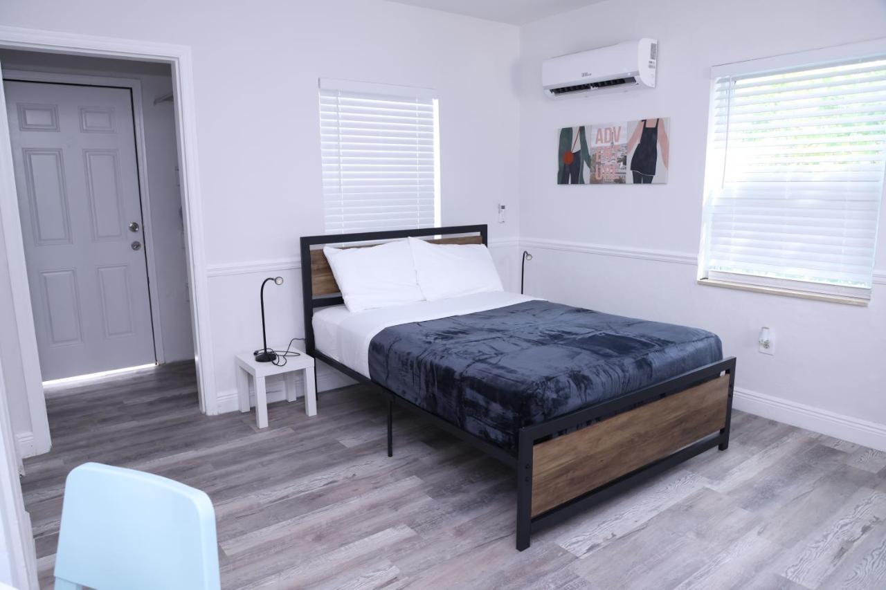 Douglas Rd Apartments Маямі Екстер'єр фото