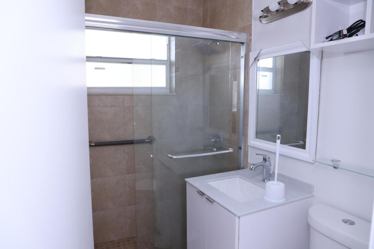 Douglas Rd Apartments Маямі Екстер'єр фото