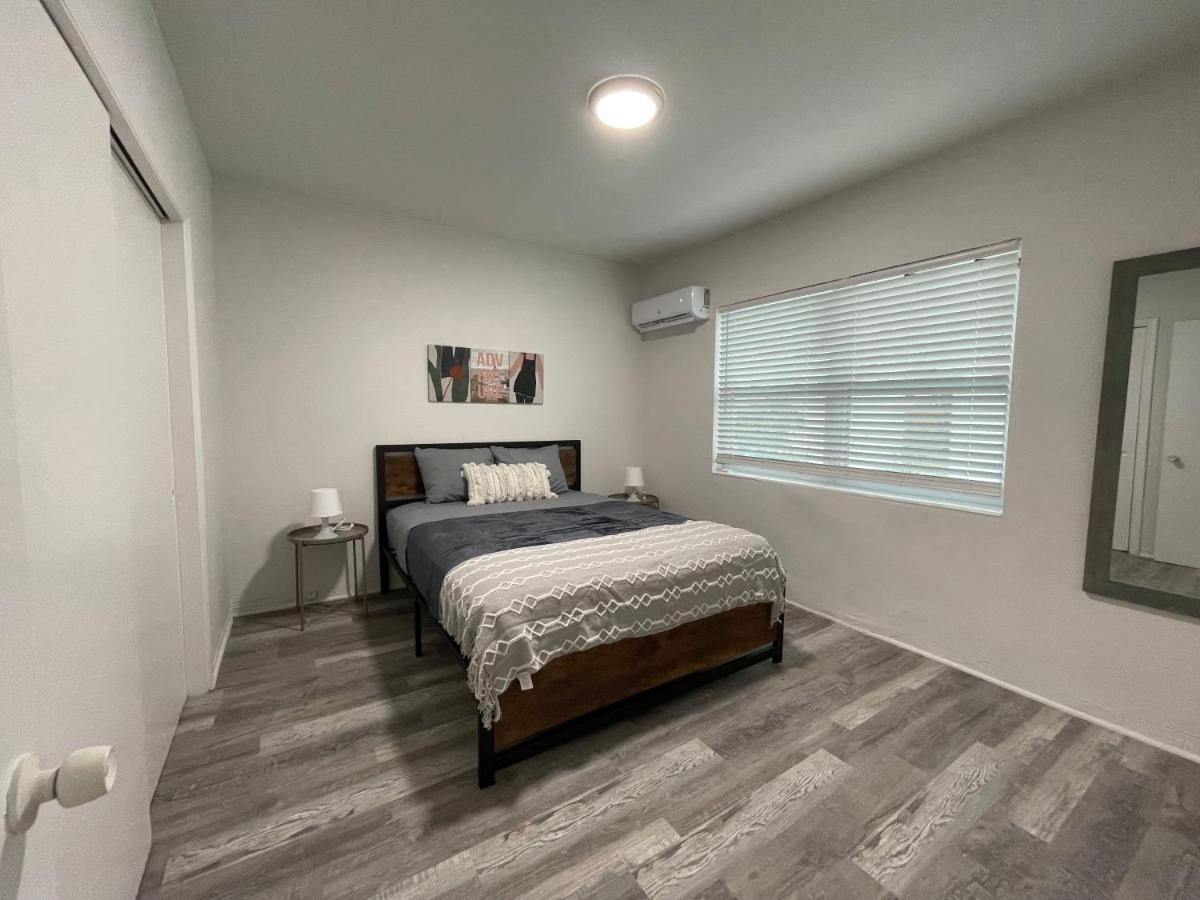 Douglas Rd Apartments Маямі Екстер'єр фото