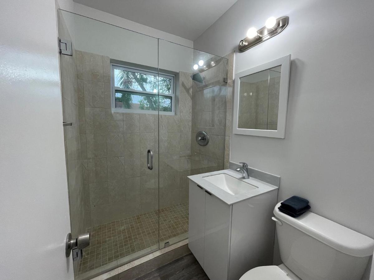 Douglas Rd Apartments Маямі Екстер'єр фото