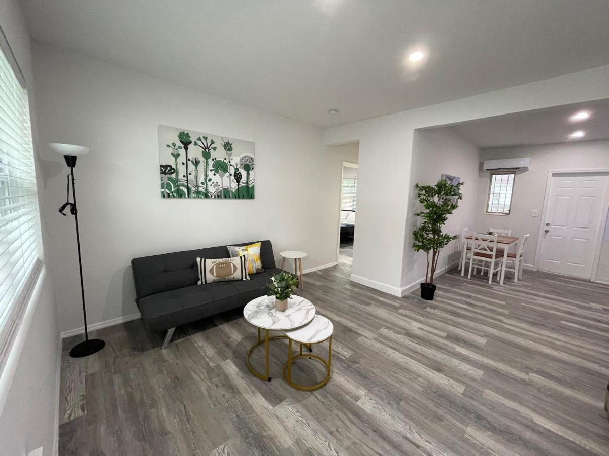 Douglas Rd Apartments Маямі Екстер'єр фото