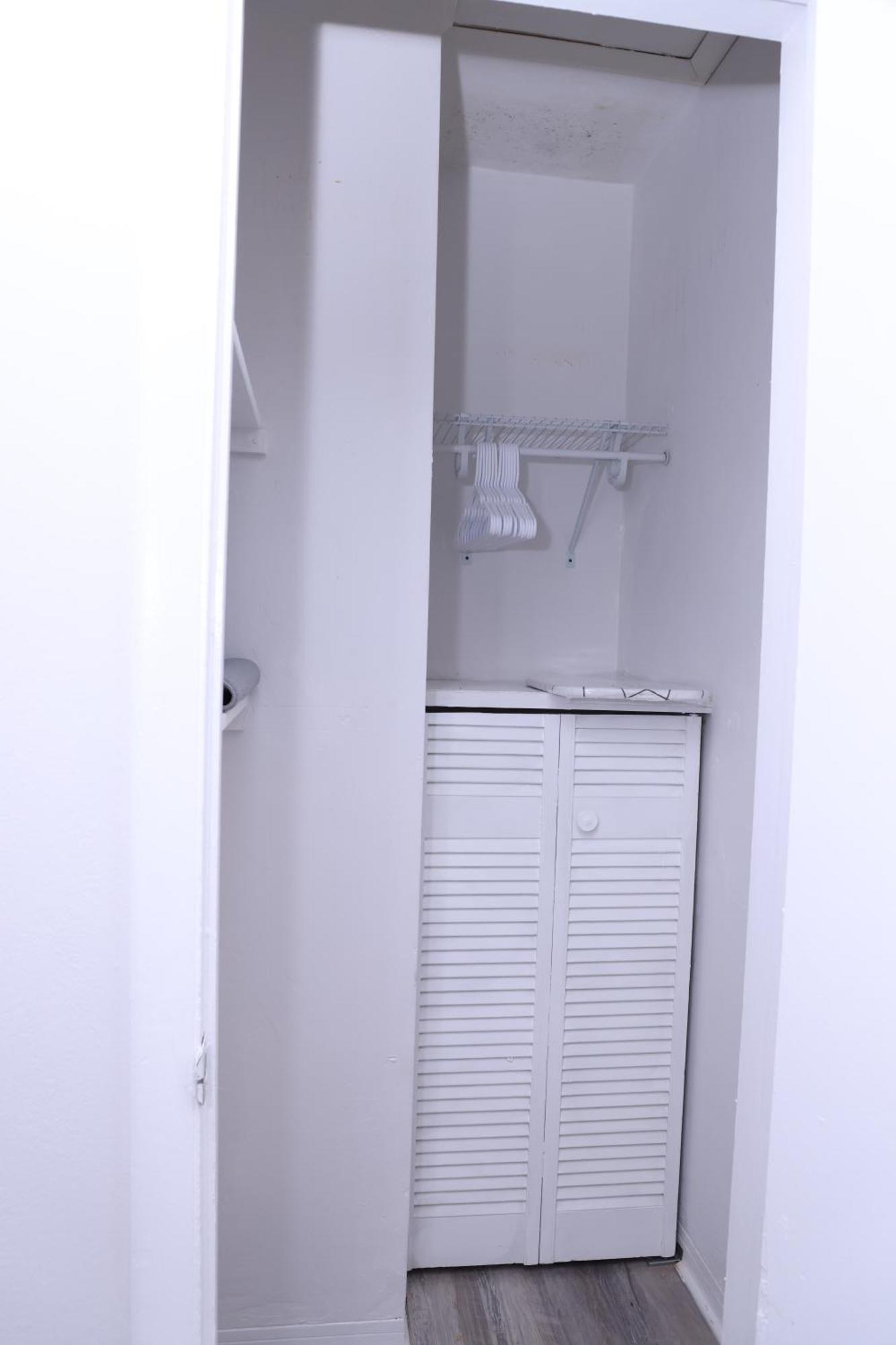 Douglas Rd Apartments Маямі Екстер'єр фото