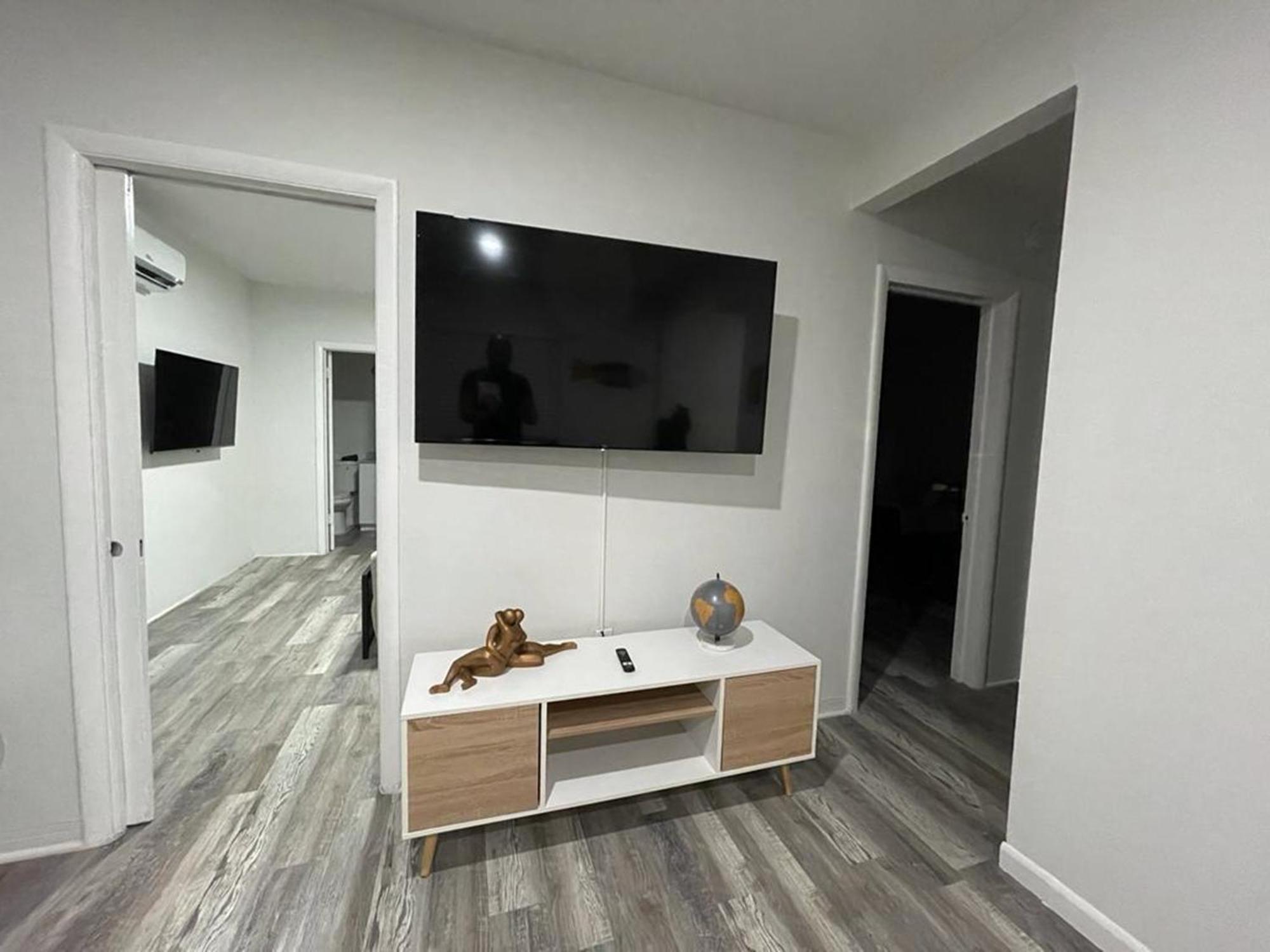 Douglas Rd Apartments Маямі Екстер'єр фото