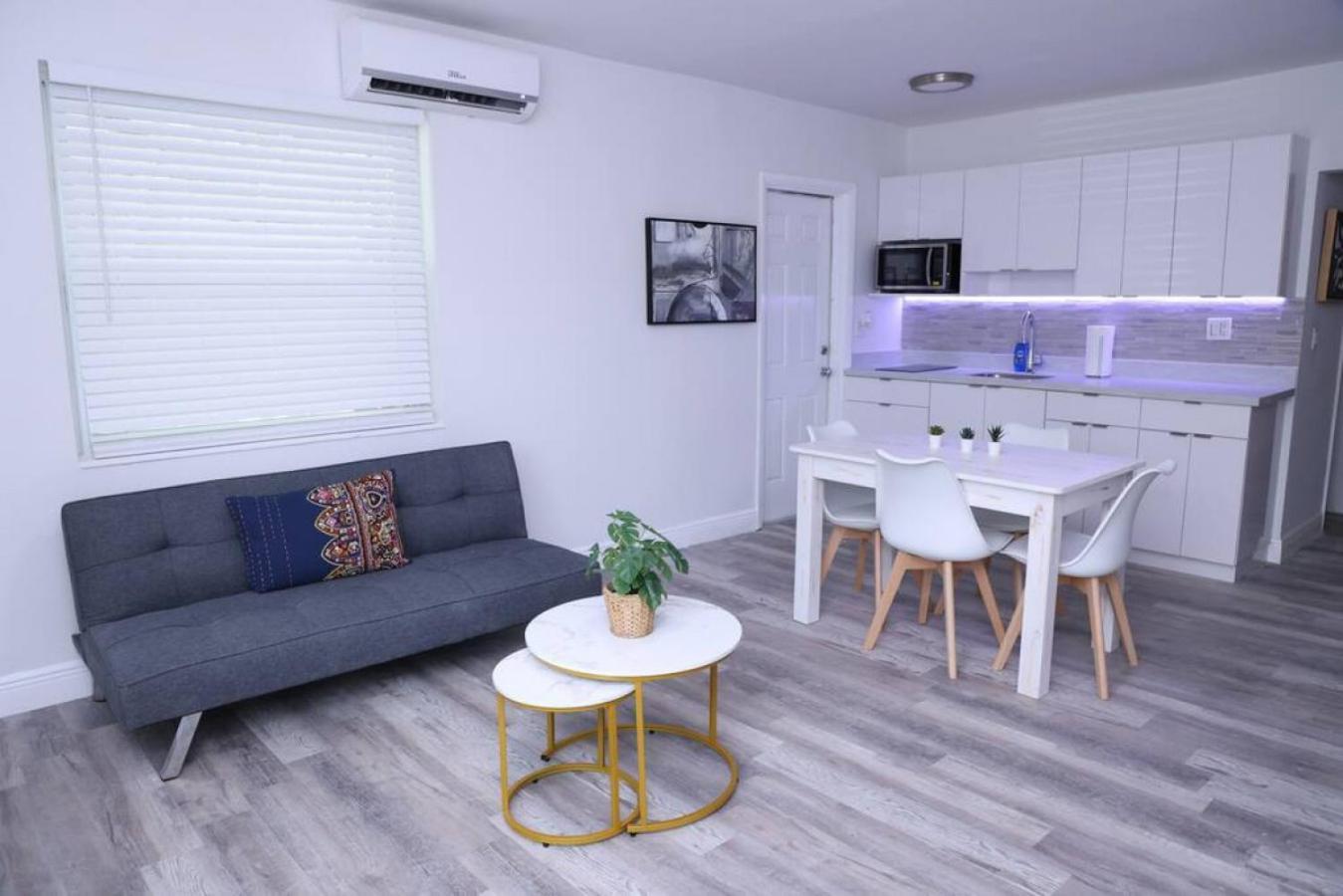 Douglas Rd Apartments Маямі Екстер'єр фото
